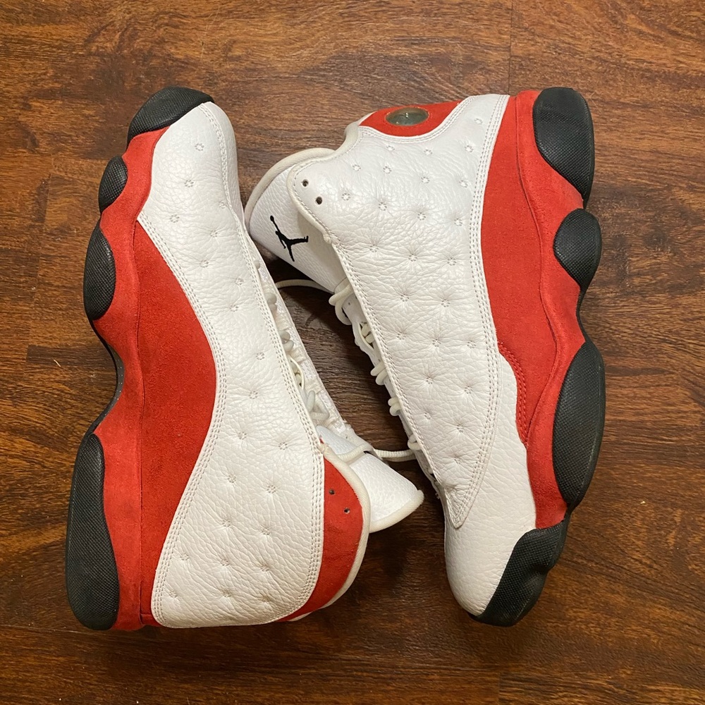 Jordan 13 OG Chicagos • OG Box • Used size 10 •